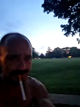 DaddyAndSplashQueen élő XXX-chatje