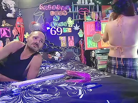 DaddyAndSplashQueen – Naživo XXX chat
