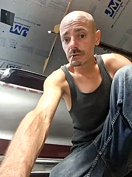 DaddyAndSplashQueen Show in webcam