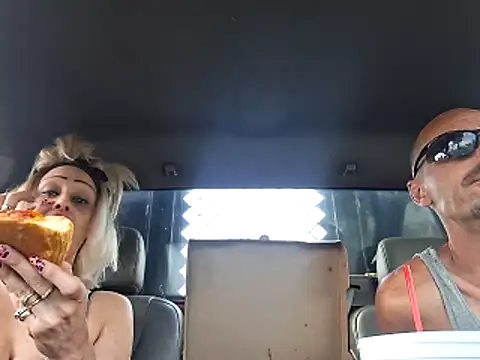 DaddyAndSplashQueen webcam show