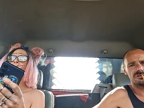 DaddyAndSplashQueen Show in webcam