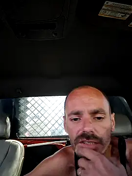 הופעת וובקאם של DaddyAndSplashQueen