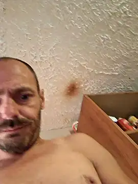 DaddyAndSplashQueen Adlı Modelin Canlı XXX Sohbeti