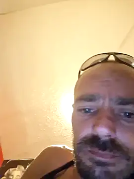 Czat XXX na żywo – DaddyAndSplashQueen