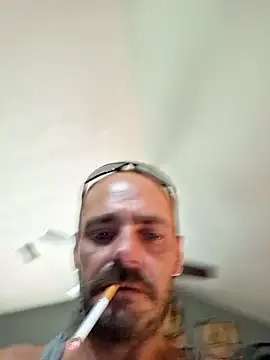 DaddyAndSplashQueen Show in webcam