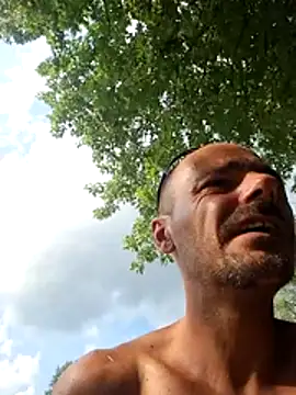 DaddyAndSplashQueen Show in webcam