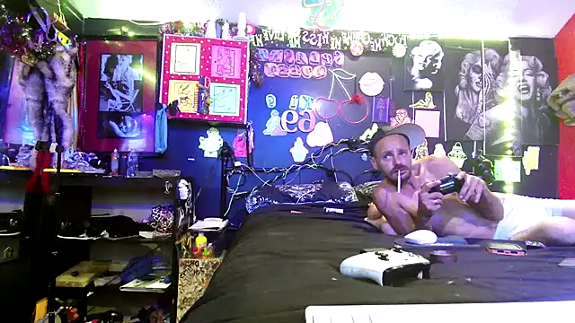 DaddyAndSplashQueen's Webcam Show
