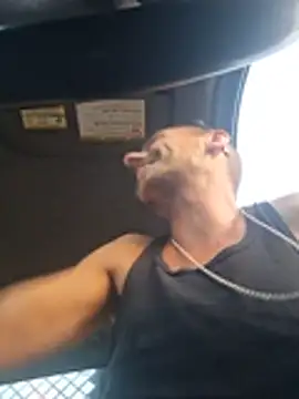 DaddyAndSplashQueen's Live XXX Chat