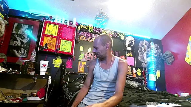 DaddyAndSplashQueen's Live XXX Chat
