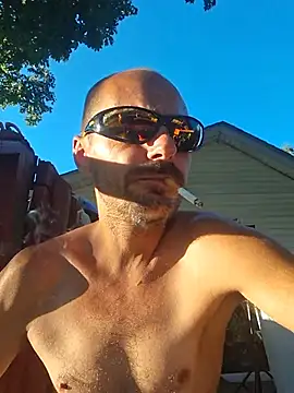 DaddyAndSplashQueen Show in webcam