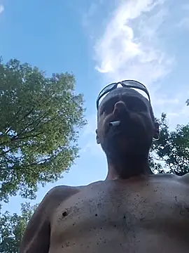 DaddyAndSplashQueen's Live XXX Chat