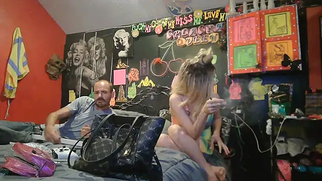 Show modela DaddyAndSplashQueen na web-kameri
