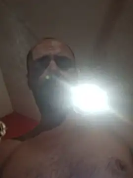 הופעת וובקאם של DaddyAndSplashQueen