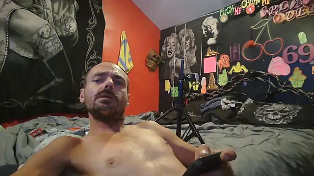 DaddyAndSplashQueen Show in webcam