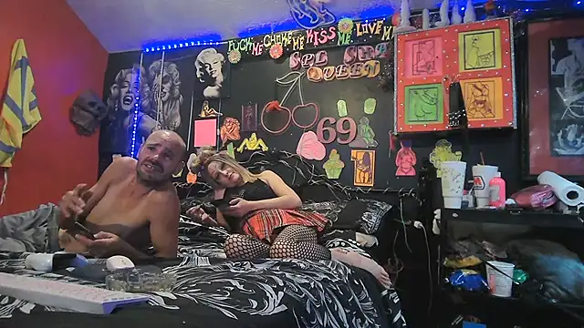 DaddyAndSplashQueen webcam show