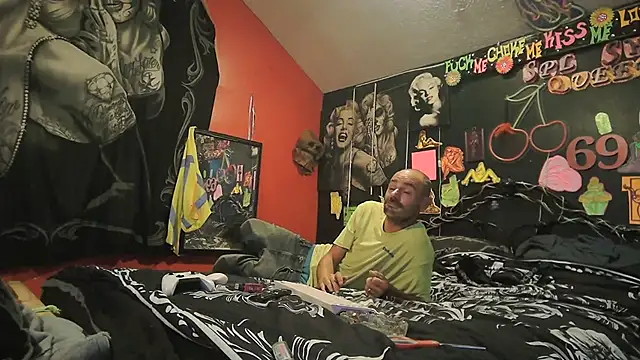 הופעת וובקאם של DaddyAndSplashQueen