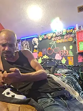 הופעת וובקאם של DaddyAndSplashQueen
