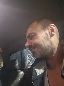 הופעת וובקאם של DaddyAndSplashQueen