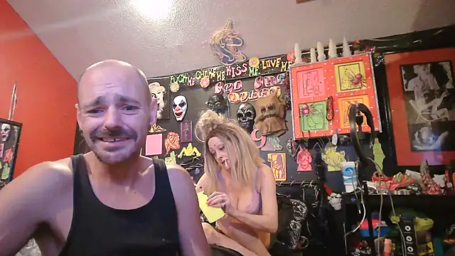 Pokazy przed kamerką – DaddyAndSplashQueen