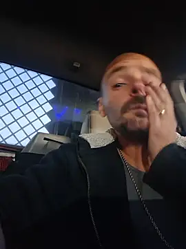הופעת וובקאם של DaddyAndSplashQueen