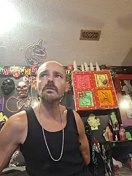 DaddyAndSplashQueen Show in webcam