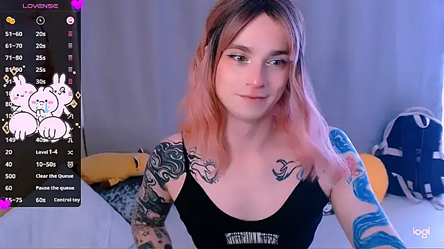 Alice_Hells Show in webcam