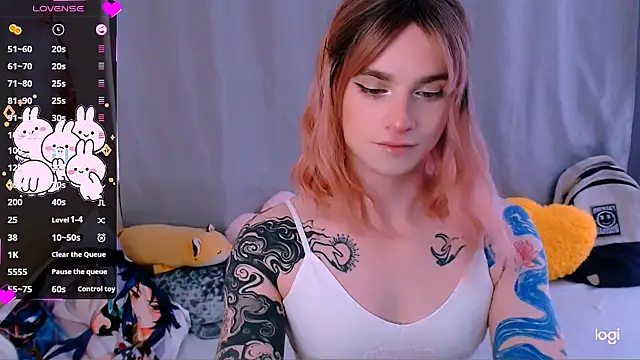 Alice_Hellsn Webbikameraesitys