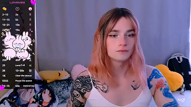 Alice_Hells' Live Sex Cam Show