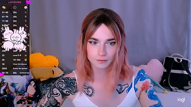 Alice_Hells Show in webcam