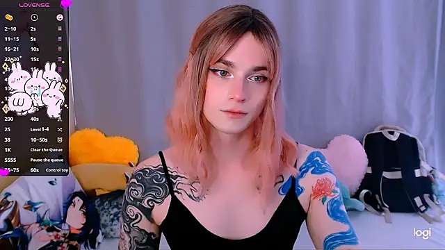 Alice_Hells Show in webcam