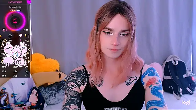 Alice_Hells Adlı Modelin Web Kamerası Şovu