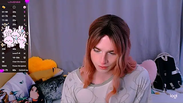 Alice_Hellsn Webbikameraesitys