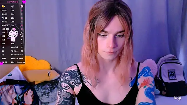 Alice_Hells Show in webcam