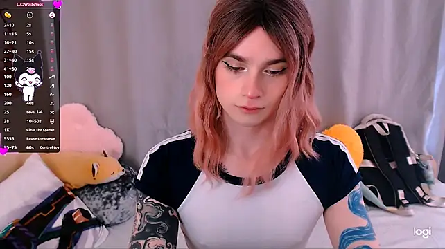 Alice_Hells Show in webcam