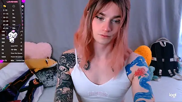 Alice_Hells: вебкам-шоу