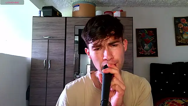 Show de samael1107 na webcam