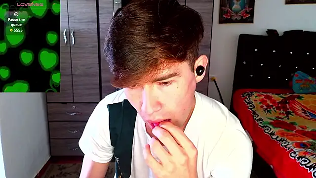 عرض كام samael1107