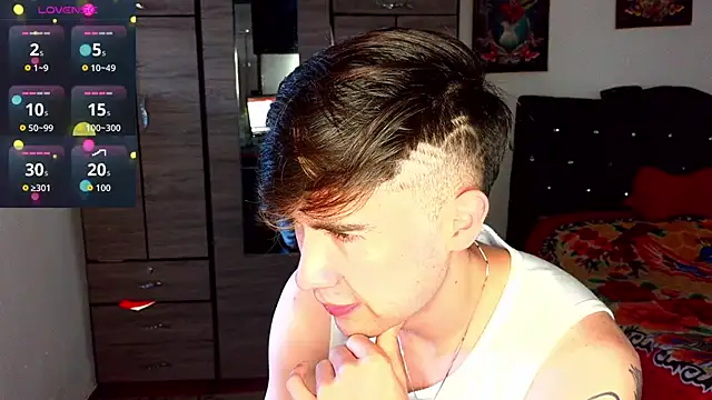 samael1107 在線直播表演