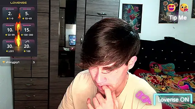 samael1107 Adlı Modelin Web Kamerası Şovu