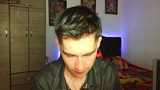 samael1107 Webcam Show