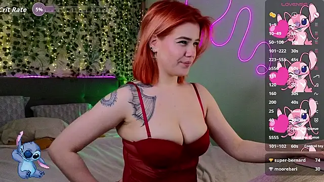 RedVelveten élő XXX-chatje