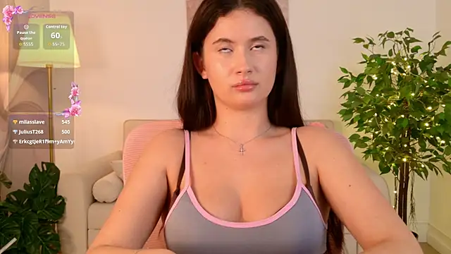 milaleoneli Chat XXX in diretta