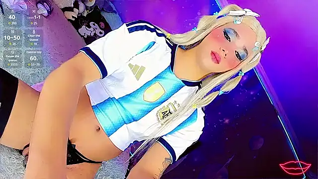 Thalia_girl21 webkamerás műsora