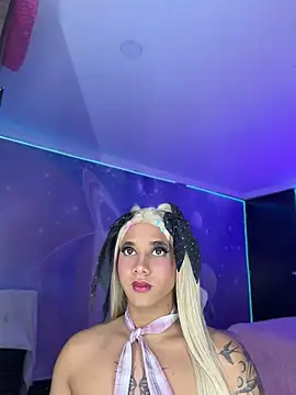 הופעת וובקאם של Thalia_girl21