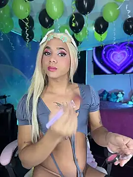 Thalia_girl21's Webcam Show