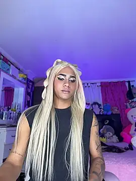 הופעת וובקאם של Thalia_girl21