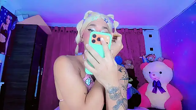 Thalia_girl21 网络视讯表演