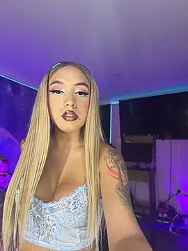 Thalia_girl21 Webcam Show