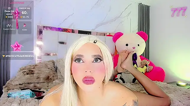 Thalia_girl21 在  線直播表演