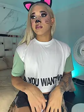 Thalia_girl21 webcam show